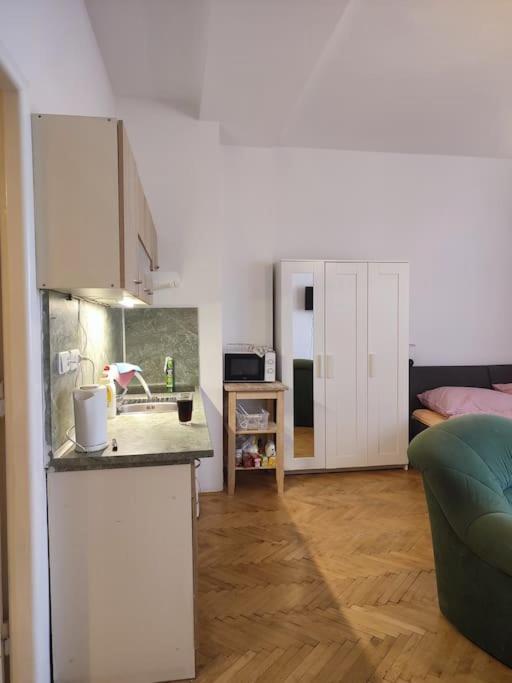 Cosy Warm Apartment In The Heart Of Prague. Exterior photo